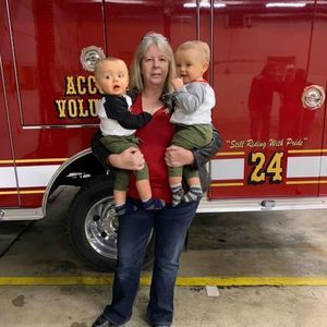 Meet your Posher, Deneen